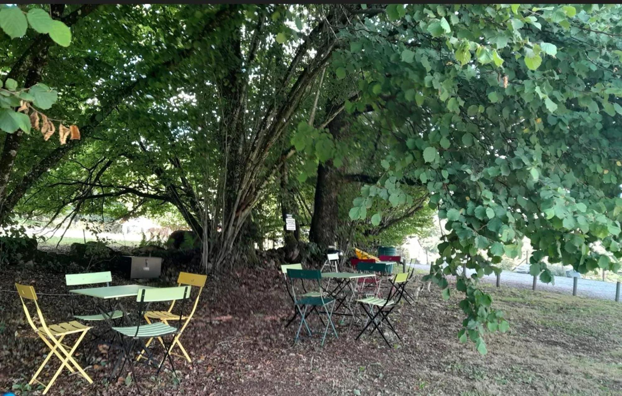 Chalet Charmant A Saint-Sylvestre Avec Terrasse Et Jardin Ambazac 外观 照片